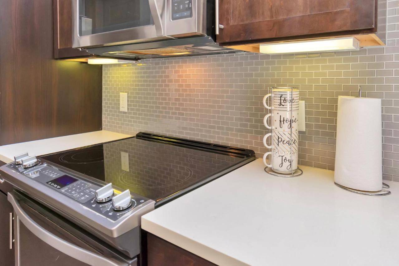Downtown Hou 1Br Rental Car Available!! Pool Wifi Houston Zewnętrze zdjęcie